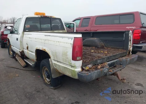 2000 GMC Sierra 2500 Classic Sl from USA, damaged, VIN 1GTGC24R9YR216334